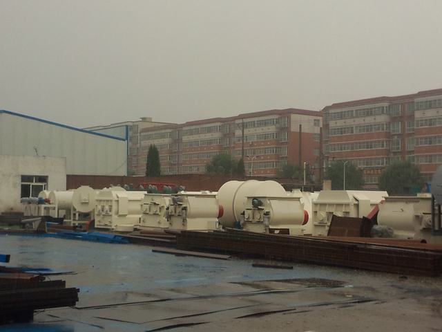 突來(lái)暴雨，干粉攪拌機(jī)備受洗禮